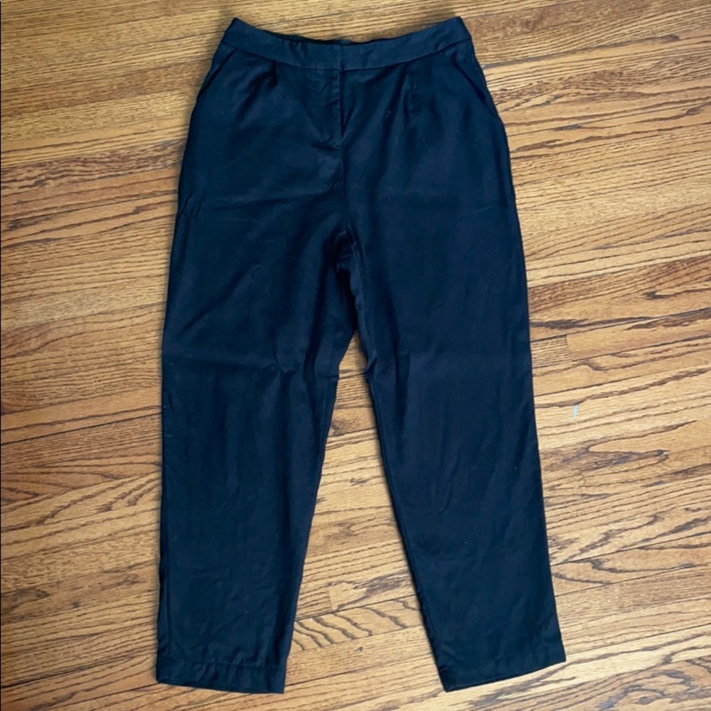 Vetta Capsule The Everyday Pant. Black, Size 6.